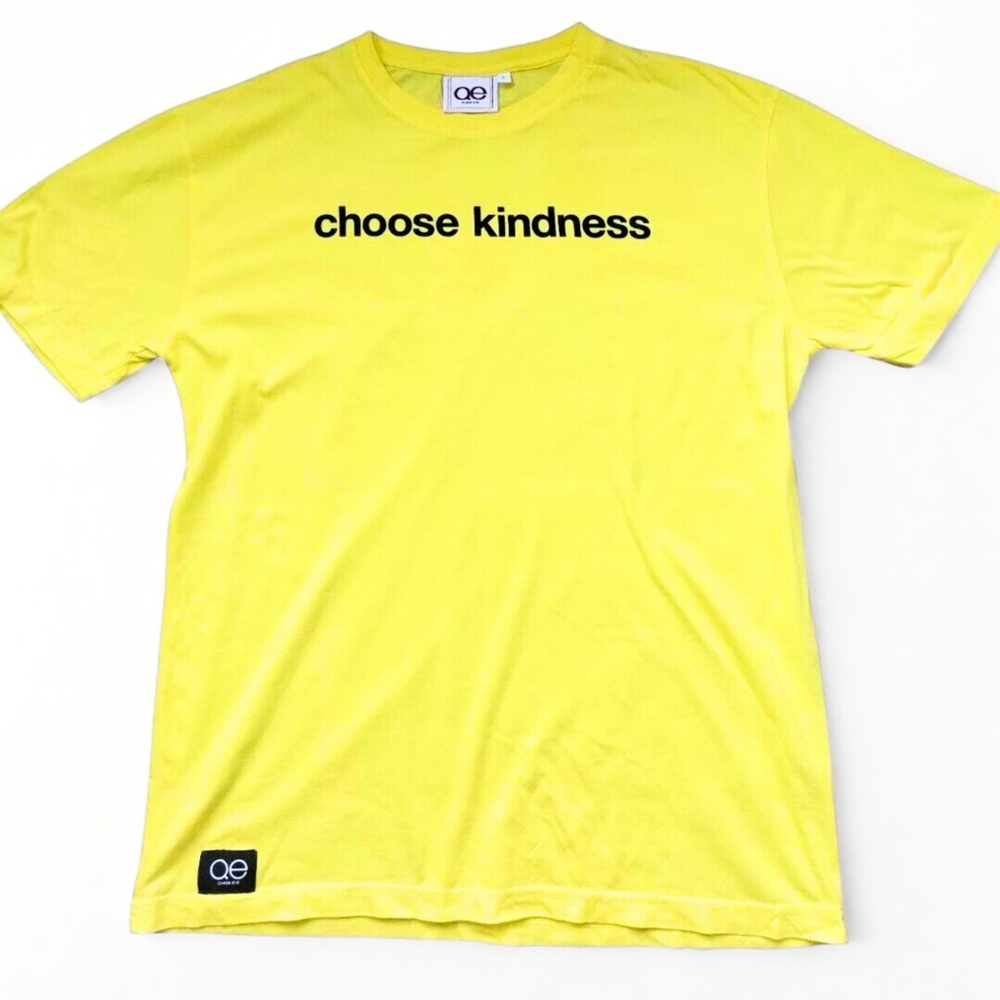 Queer Eye Bright Yellow Short Sleeve Cotton Unisex Choose Kindness Tee Size XL